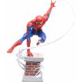 Diamond Select Toys Marvel Premiere: Amazing Spider-Man Statue (AUG172645)