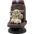 Diamond Star Wars: The Mandalorian - Child in Chair Statue (1/2) (AUG202092)